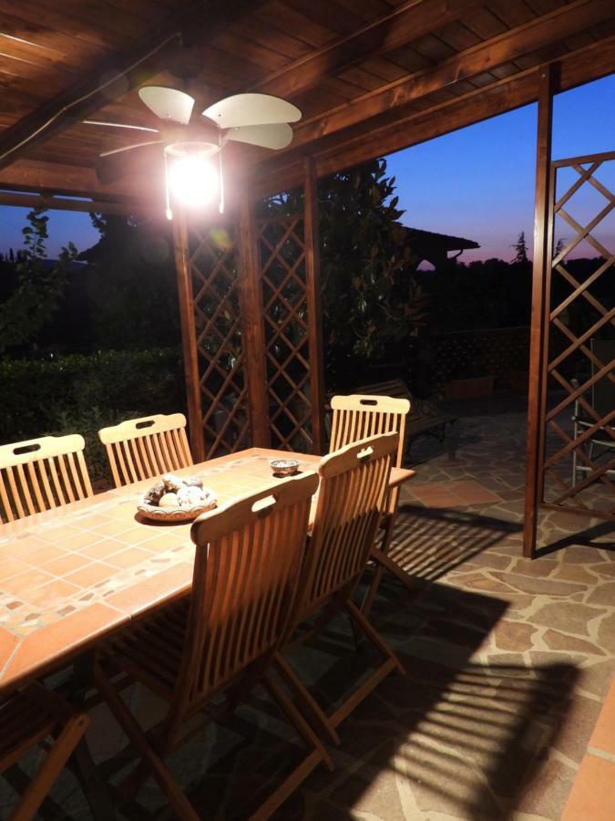 Casa Di Angela Apartment Торита ди Сиена Екстериор снимка
